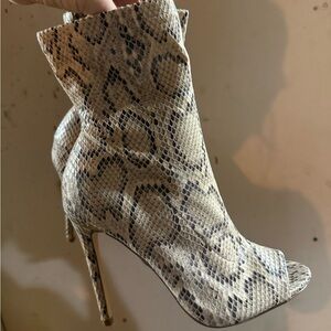 Snakeskin Patterned Stiletto Ankle Boots
